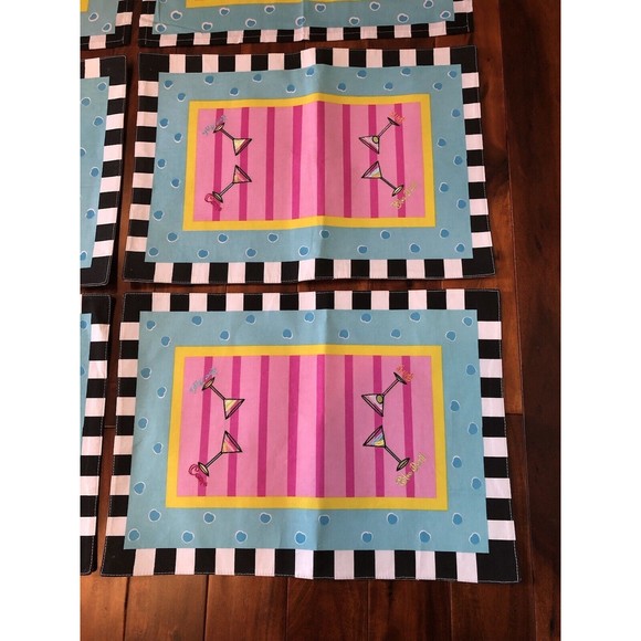 Outta Hand Fallani Cohn Martini Shaken 4 Napkins 4 Placemats Embroiled - Picture 5 of 12